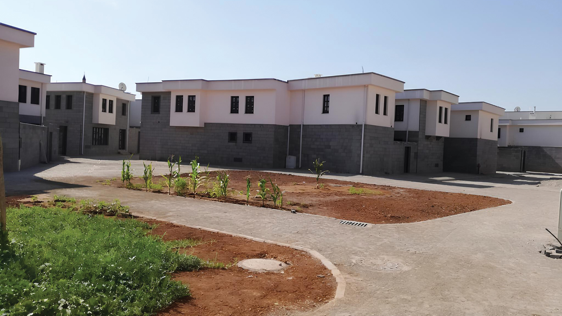 Diyarbakır İli Sur İlçesi 47 Adet Konut ve 8 Dükkan Projesi